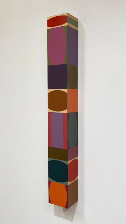 Points of view, 7, akryl på træ, 80 x 10 x 9 cm, 2023