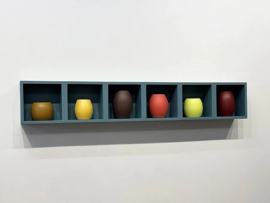 Points of View, 27, akryl på træ, 15 x 90 x 10 cm, 2025